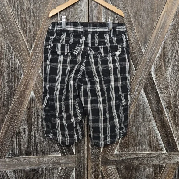 Baileys Pt. Plaid Cargo Shorts Boys Size 10 Black - Picture 2 of 10